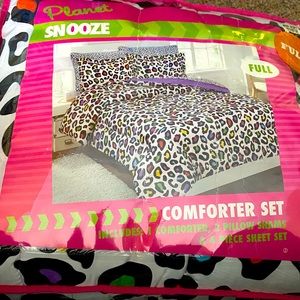 Full Size Comforter Set